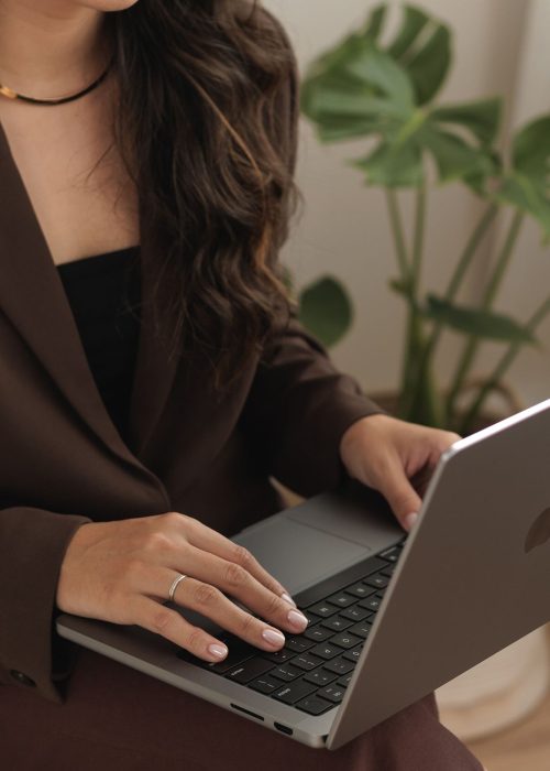 17cf82213ac750f6605acfe4e7a2556f